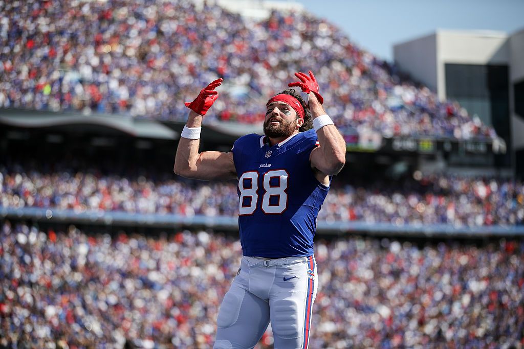 Top five fantasy football sleeper tight ends to start in NFL Week 15