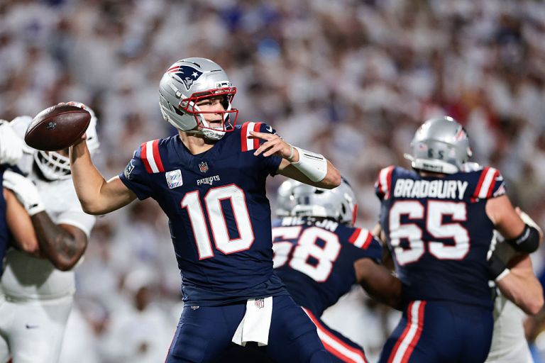 DraftKings TNF Pick6 Fantasy Football Picks: Top Plays for Thursday Night Football Week 11