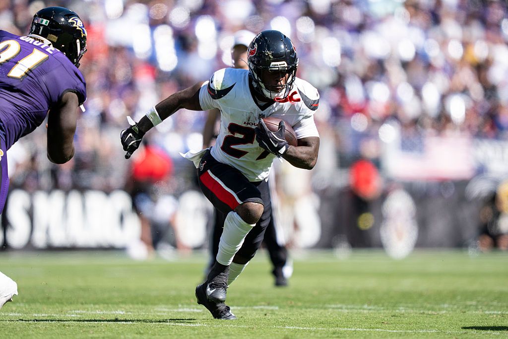 What happened to Woody Marks? Live injury updates for Texans vs. Colts NFL Week 13 on 11/30/25