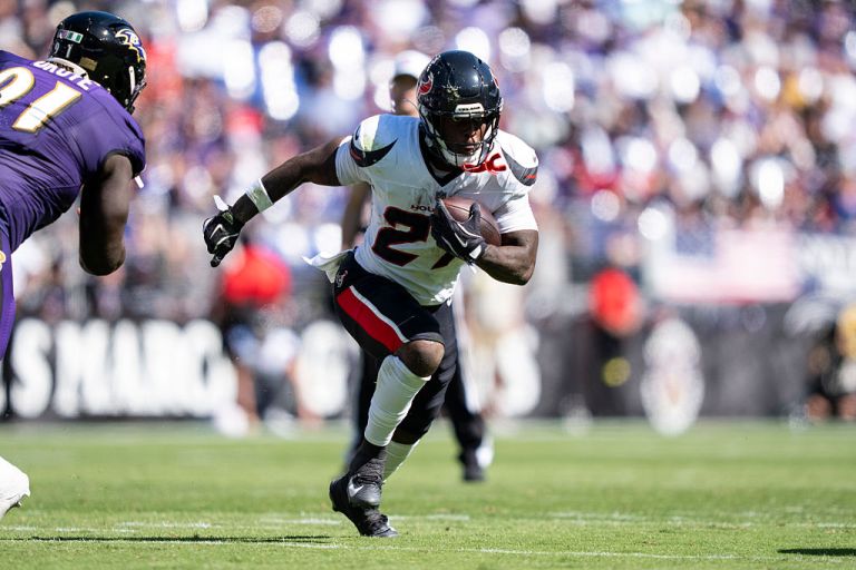 What happened to Woody Marks? Live injury updates for Texans vs. Colts NFL Week 13 on 11/30/25