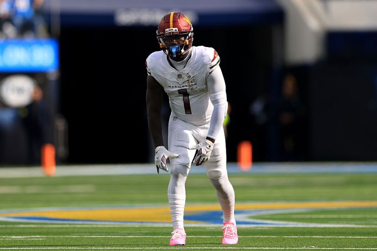 Deebo Samuel best prop bets for Bears vs. Commanders on Monday 10/13/25