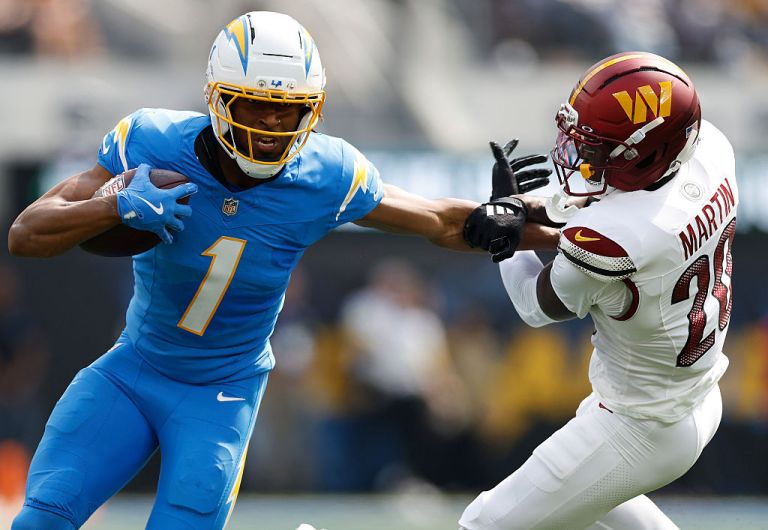 Fantasy Football Cheat Sheet: Top DraftKings NFL DFS Plays for Chargers vs. Steelers on Week 10 Sunday Night Football