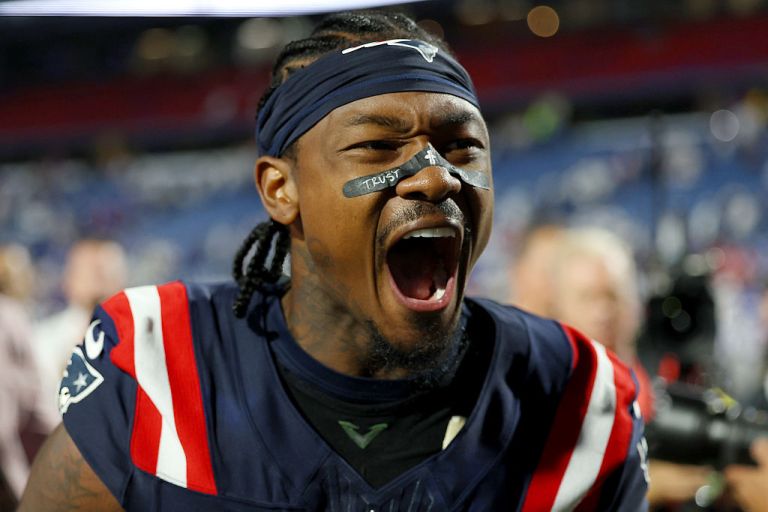 Top five must-start players for Week 8 of 2025 fantasy football