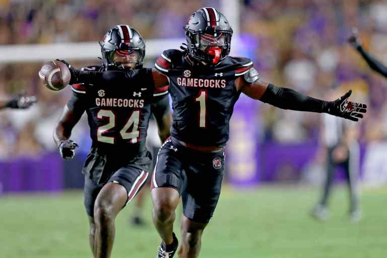 Oklahoma Sooners vs. South Carolina Gamecocks prediction, pick for Saturday 10/18/25