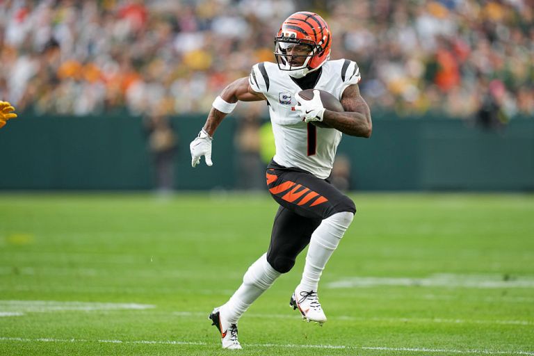 Week 11 WR Rankings: 2025 Fantasy Football Rankings