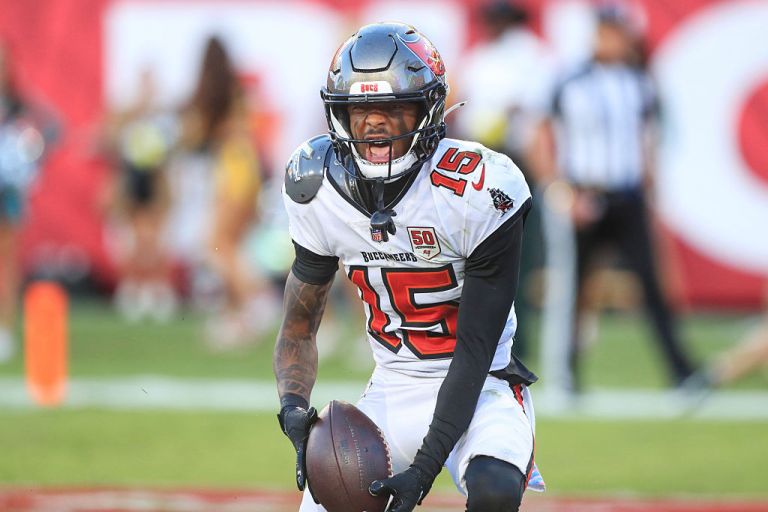Why adding Tez Johnson on Buccaneers’ bye week could help fantasy owners long term