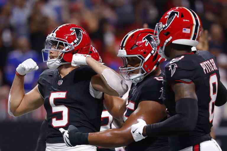 DraftKings SNF Pick6 Fantasy Football Picks: Top Plays for Sunday Night Football Week 7