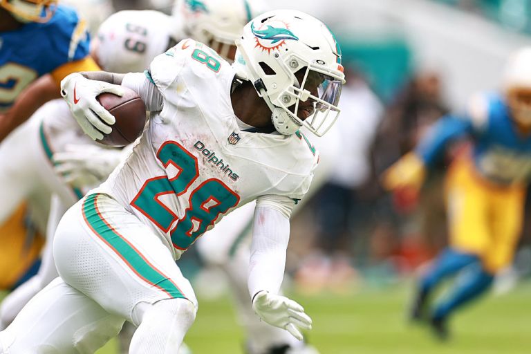 DraftKings Fantasy Football Millionaire Winning Lineup Breakdown: Week 10 2025
