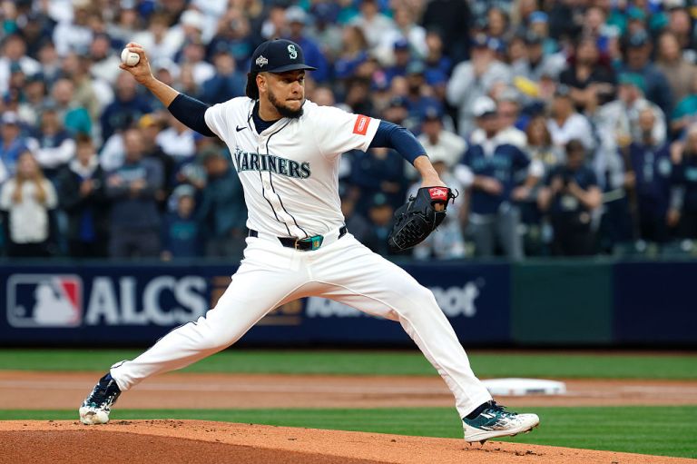 MLB DFS Picks: Starting Pitcher Rankings for Monday 3/30/26