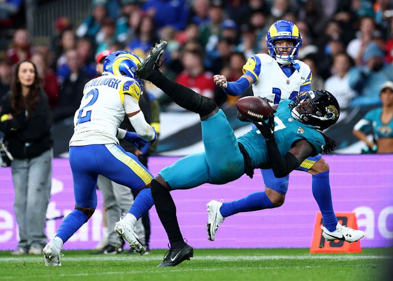 What happened to Brian Thomas Jr.? Live injury updates for Jaguars vs. Rams NFL Week 7 on 10/19/25