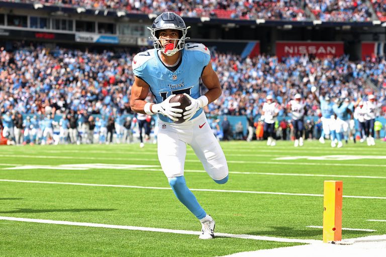 Fantasy Football Value Picks: Top DraftKings NFL DFS Bargain Plays for Week 13 2025