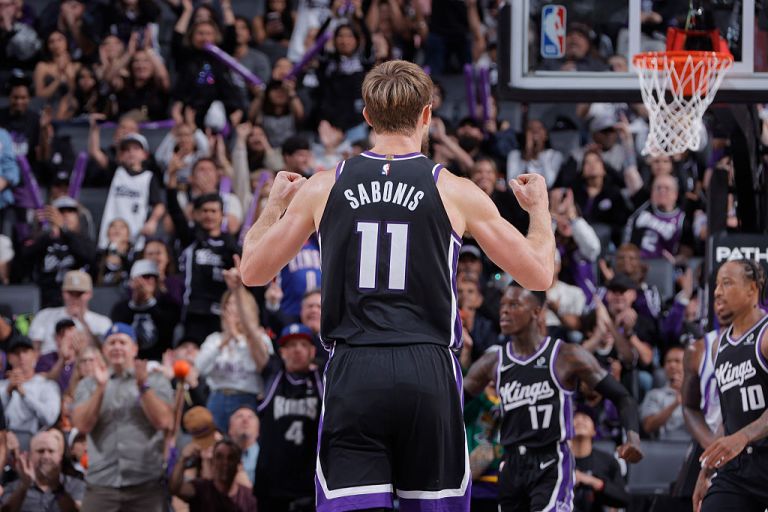 Domantas Sabonis Injury Update: Wednesday 11/5/25 vs. Warriors