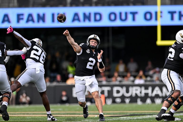 Fantasy College Football Picks: Top DraftKings Week 14 CFB DFS Targets, Values for 11/29/25