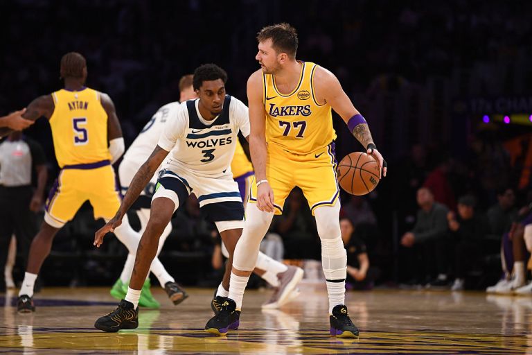 Best NBA player prop bets for Sunday 11/02/25