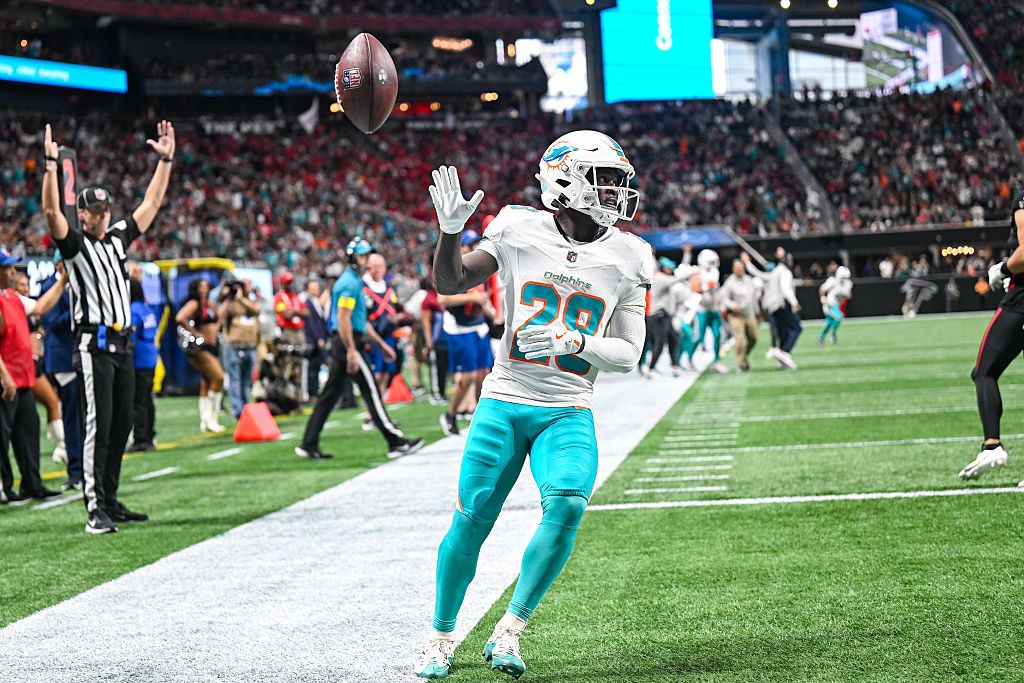 Which 2025 fantasy football breakouts will regress in 2026?