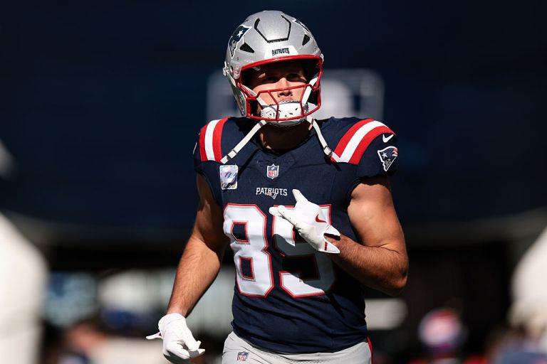 Top Fantasy Football Sleeper Picks For Week 18