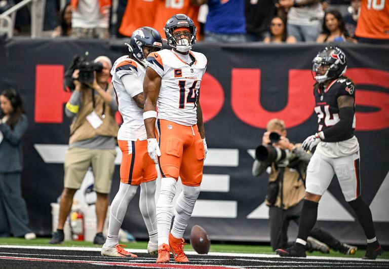 NFL Parlay Picks: The Dan Le Batard Show’s Same Game Parlay for Week 10 Thursday Night Football