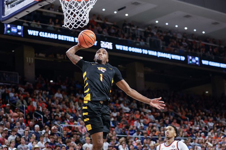 College Basketball prediction, pick for Bethune-Cookman vs. Miami on Thursday 11/6/25