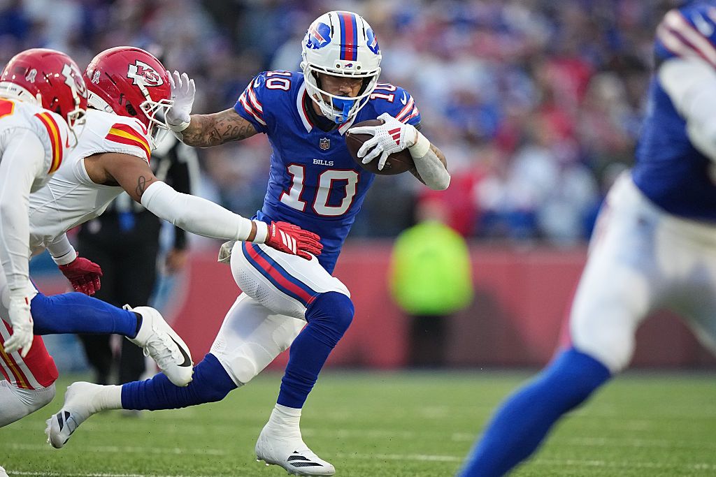 Which Bills WR is most fantasy viable for Week 12 vs. Texans: Khalil Shakir, Joshua Palmer, Keon Coleman?