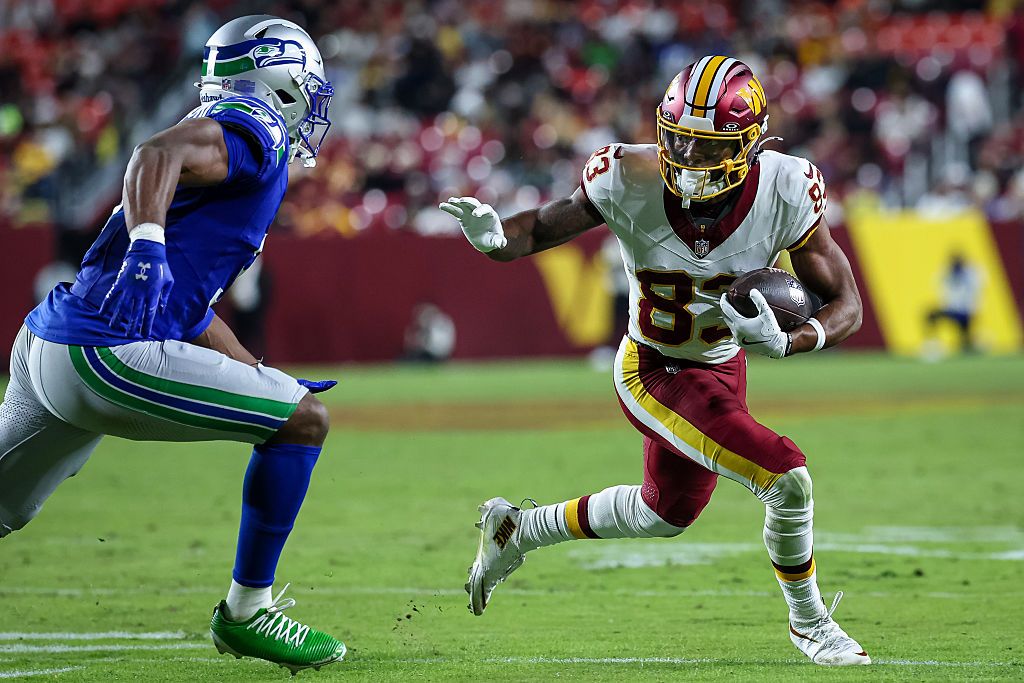 Top Fantasy Football Sleeper Picks For Week 10