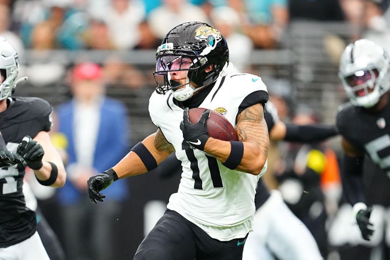How does Travis Hunter’s injury impact Parker Washington in fantasy football?