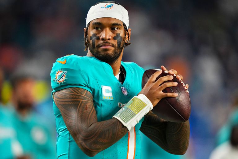 Waiver Wire QB Rankings: Top Streaming Quarterbacks for Week 11