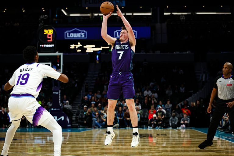 Best NBA player prop bets for Monday 12/22/25