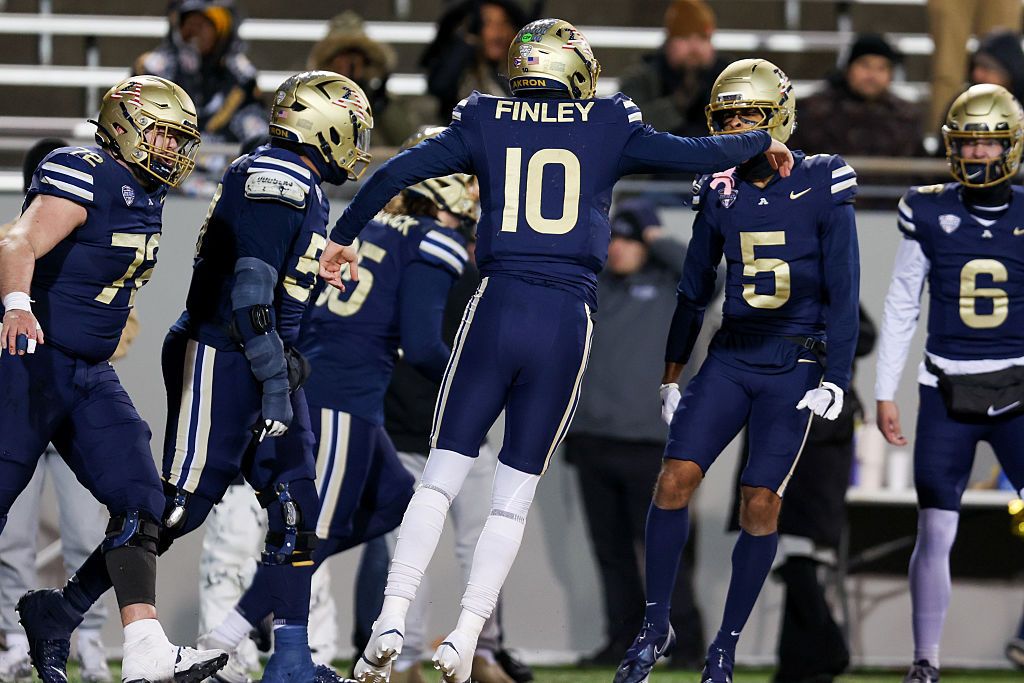 Wake Forest Demon Deacons vs. Akron Zips prediction, pick for College Football Week 1 on Thursday 9/03/26