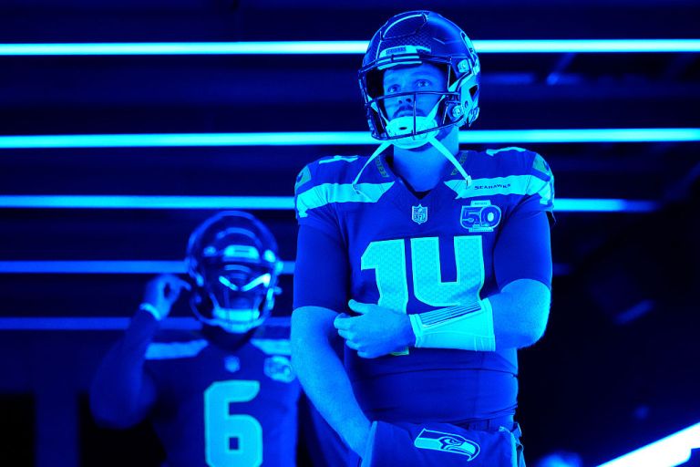 QB Start ‘Em, Sit ‘Em Picks: Fantasy Football Quarterbacks to Start or Sit in Week 11