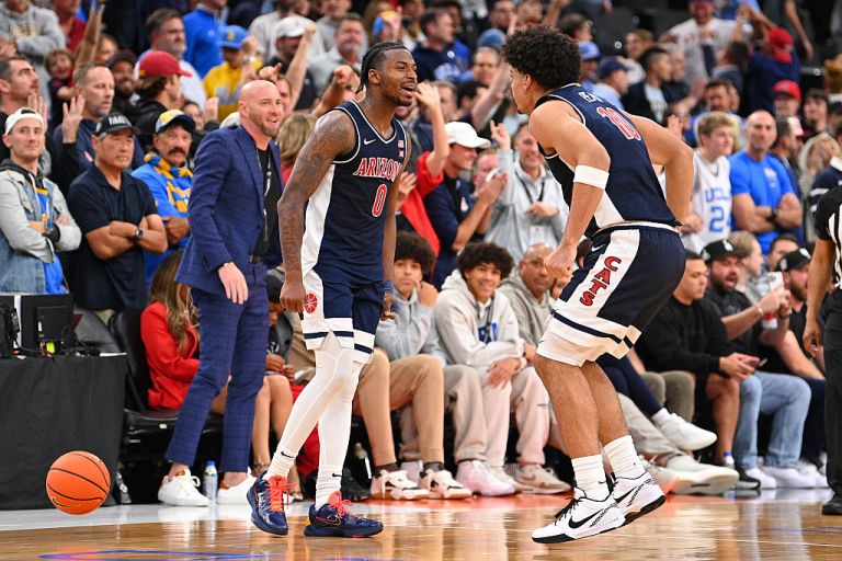 College Basketball prediction, pick for Arizona vs. UConn on Wednesday 11/19/25