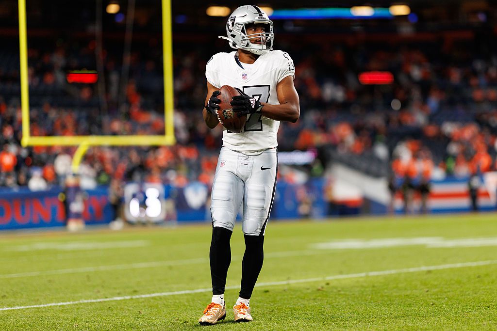 NFL Betting Cheat Sheet: Best Bets, Picks, Props for Raiders vs. Cowboys on Week 11 Monday Night Football