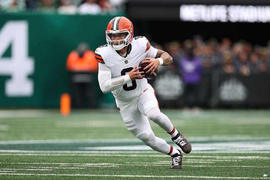 What happened to Dillon Gabriel? Live injury updates for Ravens at Browns on Sunday 11/16/25