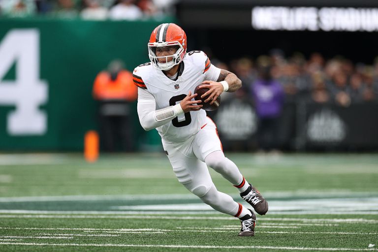What happened to Dillon Gabriel? Live injury updates for Ravens at Browns on Sunday 11/16/25