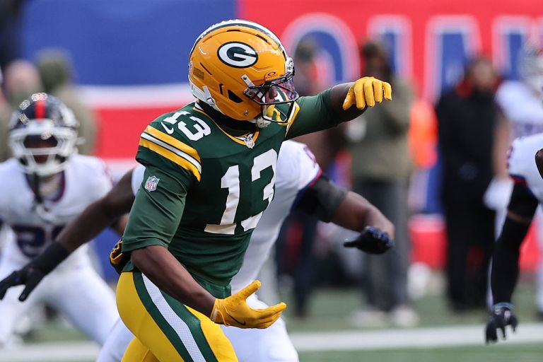 What happened to Dontayvion Wicks? Live injury updates for Packers vs. Ravens on Saturday 12/27/25