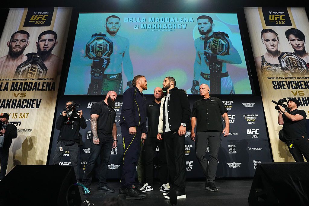 How the public is betting Jack Della Maddalena vs. Islam Makhachev at UFC 322