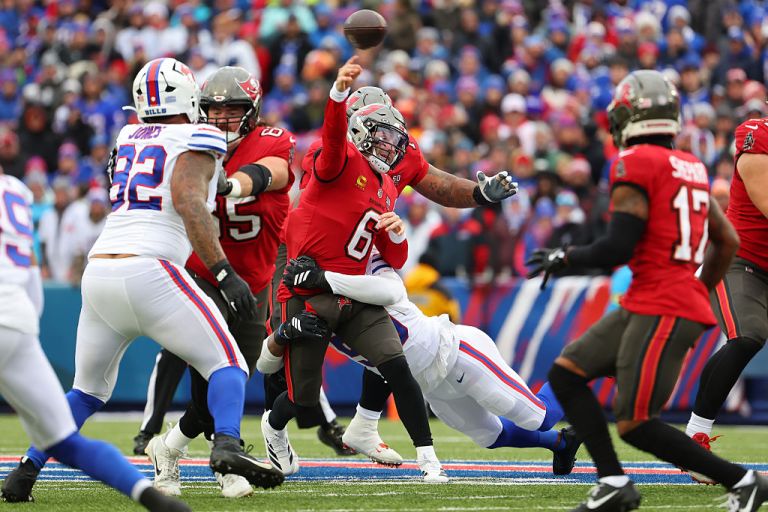NFL Betting Cheat Sheet: Best Bets, Picks, Props for Buccaneers vs. Rams on Week 12 Sunday Night Football