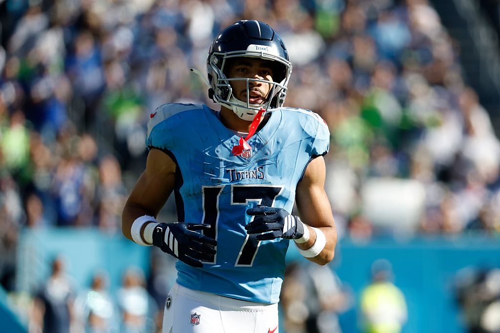 DraftKings Fantasy Football Tournament Picks: Top High-Upside DFS Targets for NFL Week 16