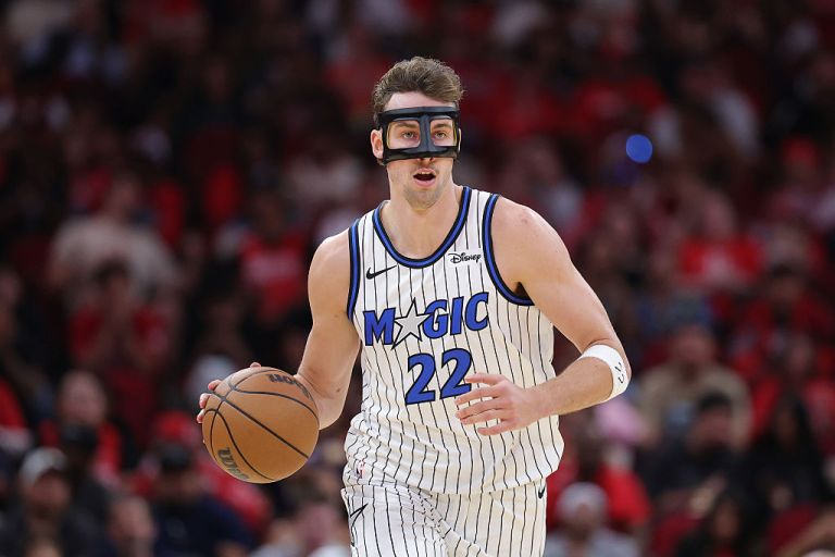 New York Knicks vs. Orlando Magic prediction, pick for Saturday 11/22/25