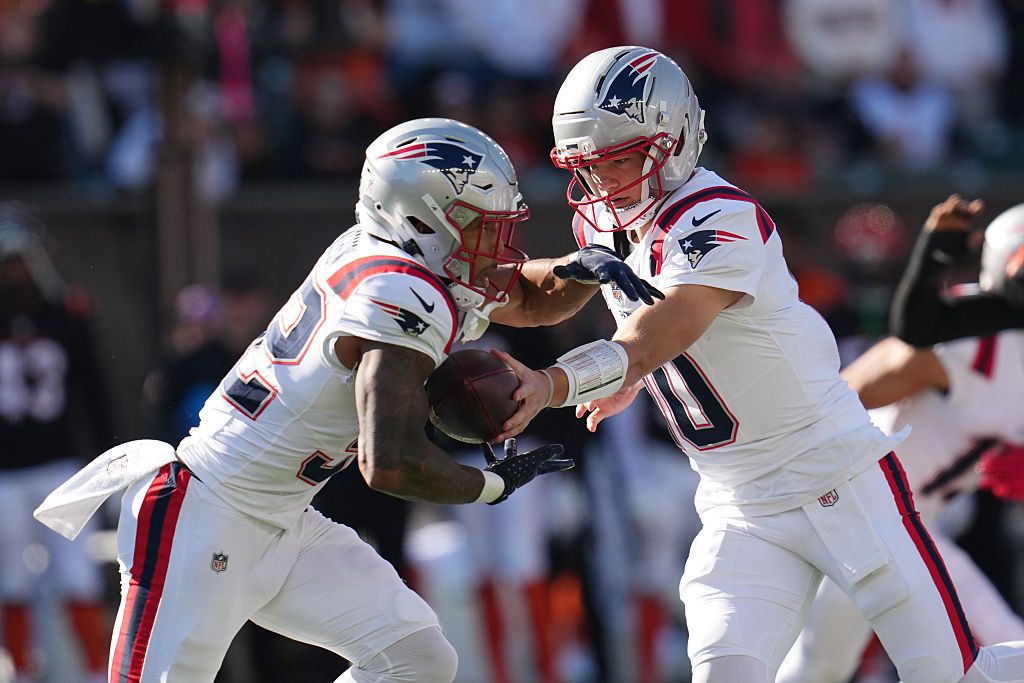 Texans vs. Patriots betting splits, odds for Sunday 1/18/26
