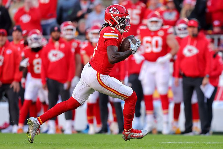 Fantasy Football Picks: Chiefs at Cowboys DraftKings NFL DFS Showdown Strategy