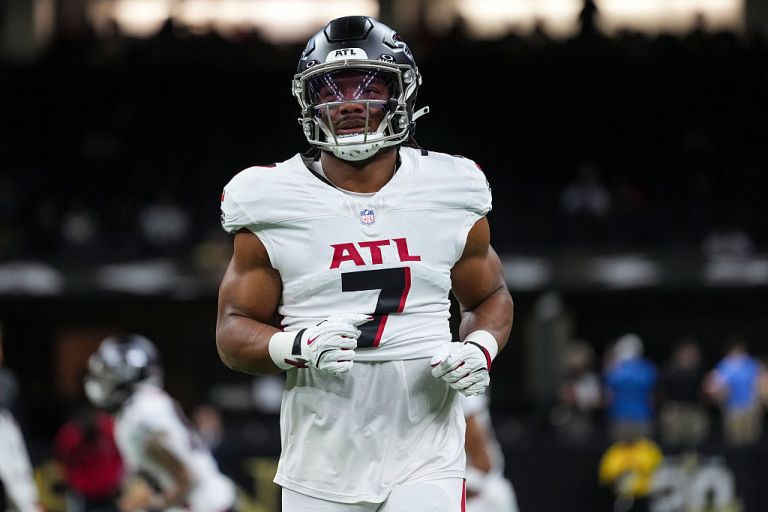 Fantasy Football Picks: Falcons vs. Buccaneers DraftKings NFL DFS TNF Showdown Strategy