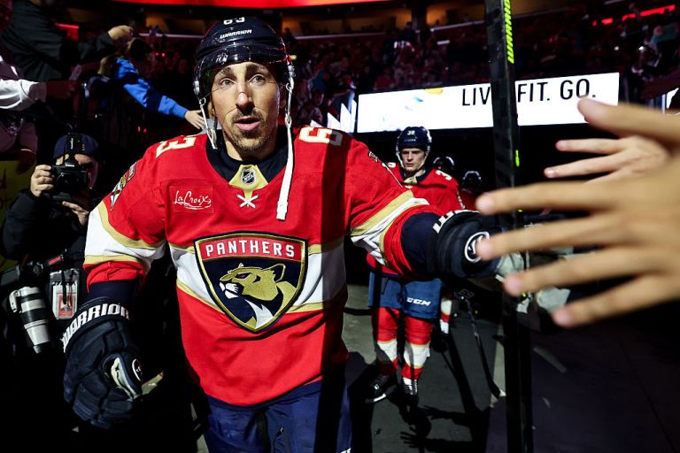 NHL Best Bets Today: DK Network Betting Group Picks for Thursday 12/4/25