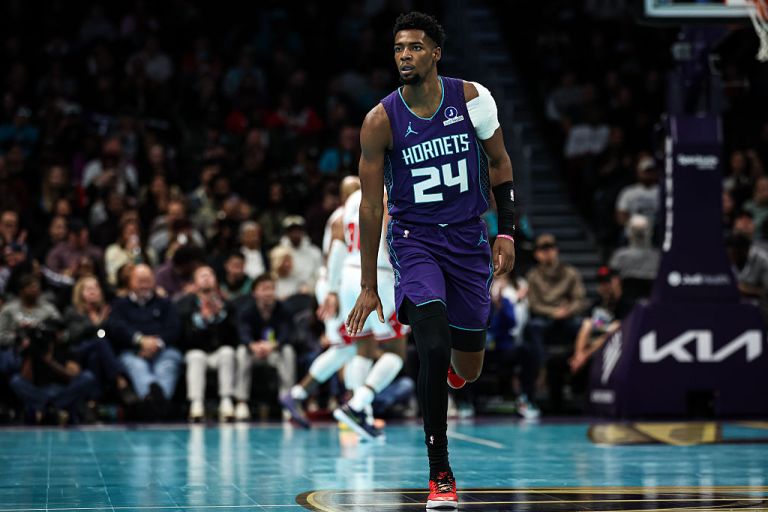 Charlotte Hornets at Brooklyn Nets prediction, pick on Monday 12/1/25