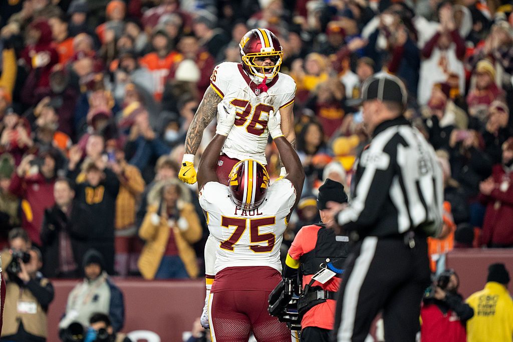 Is Chris Rodriguez Jr. still the Commanders’ No. 1 RB heading into Week 14?