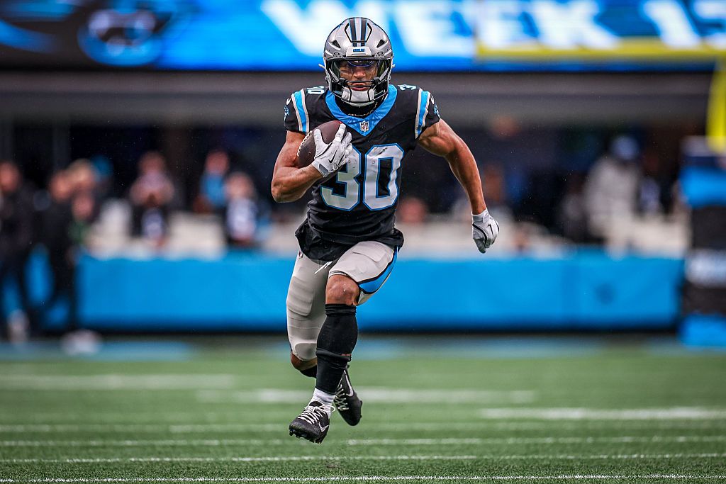 Chuba Hubbard injury: Is Jonathon Brooks or Trevor Etienne a better handcuff RB in 2026?