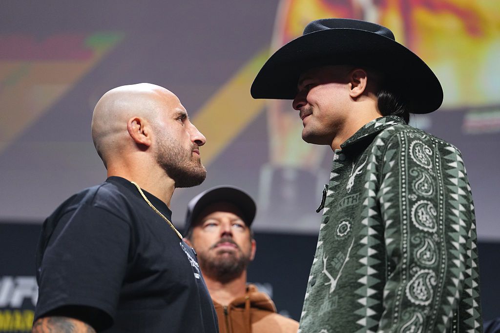 Prediction, pick for Alexander Volkanovski vs. Diego Lopes 2 at UFC 325