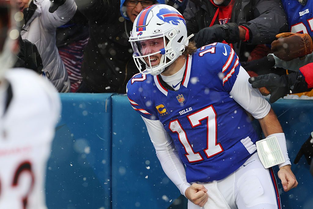 DraftKings Pick6 Picks: Top Plays for Sunday NFL Week 17