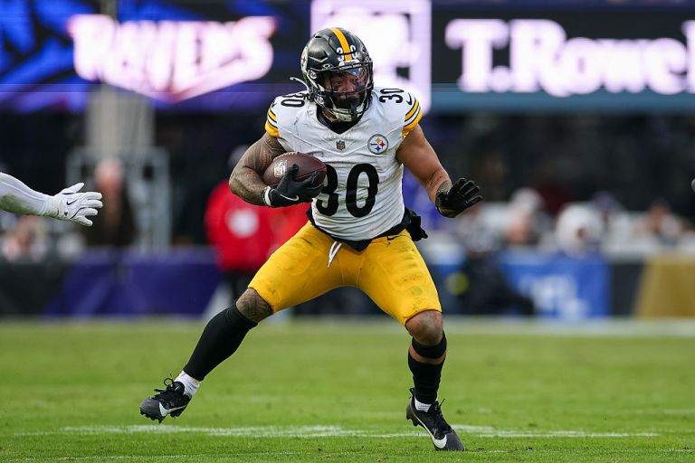 Steelers vs. Dolphins Anytime TD Scorer Picks: MNF Week 15 Best Bets