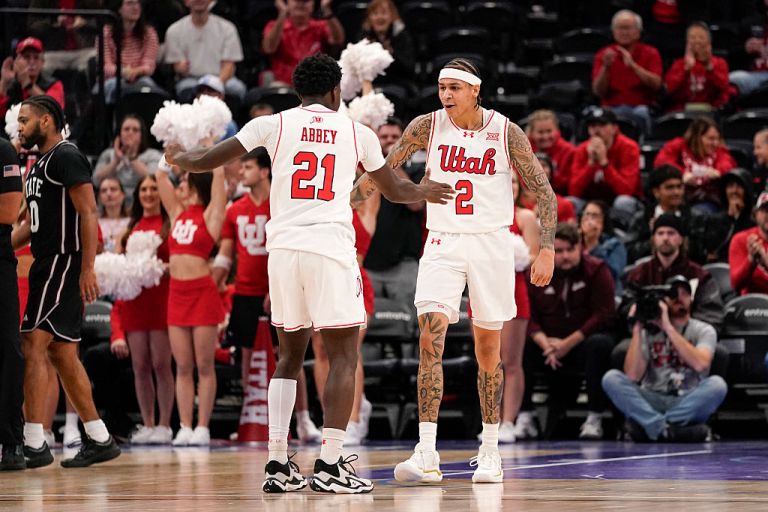 Utah Utes at Washington Huskies prediction, pick for NCAAM on Monday 12/29/25