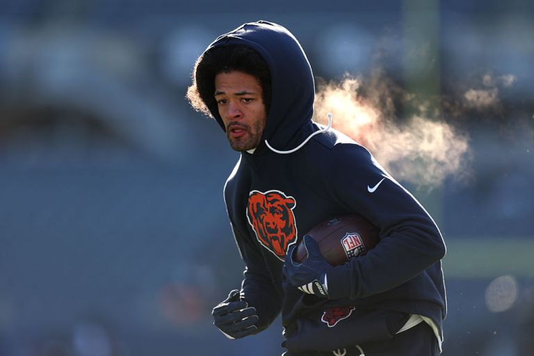 What happened to Rome Odunze? Live injury updates for Bears vs. Browns NFL Week 15 on 12/14/25